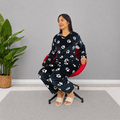Pijama estampada Negro Huellas termica dos piezas sencilla para dama