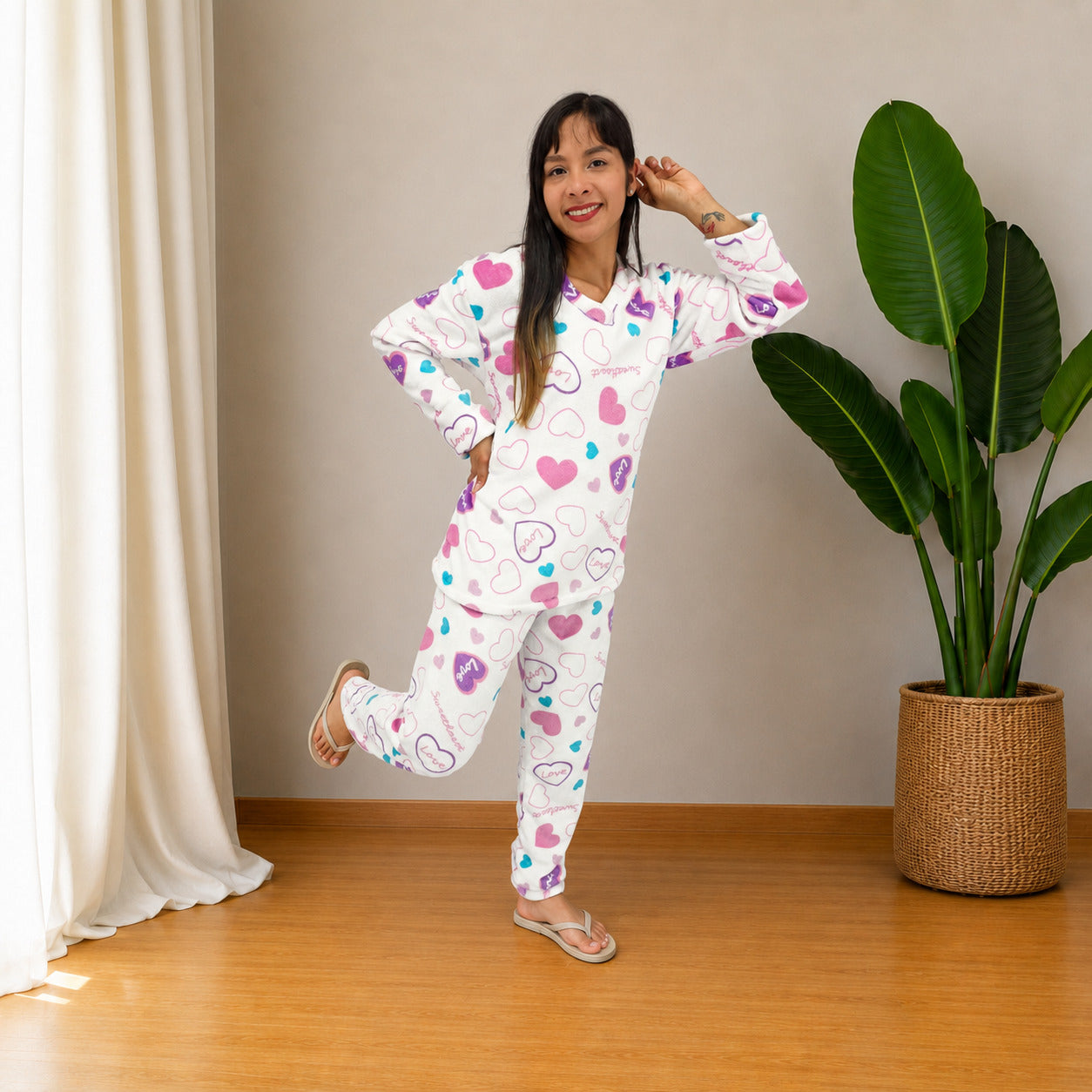 Pijama dos piezas estampada blanco corazón termica sencilla para mujer