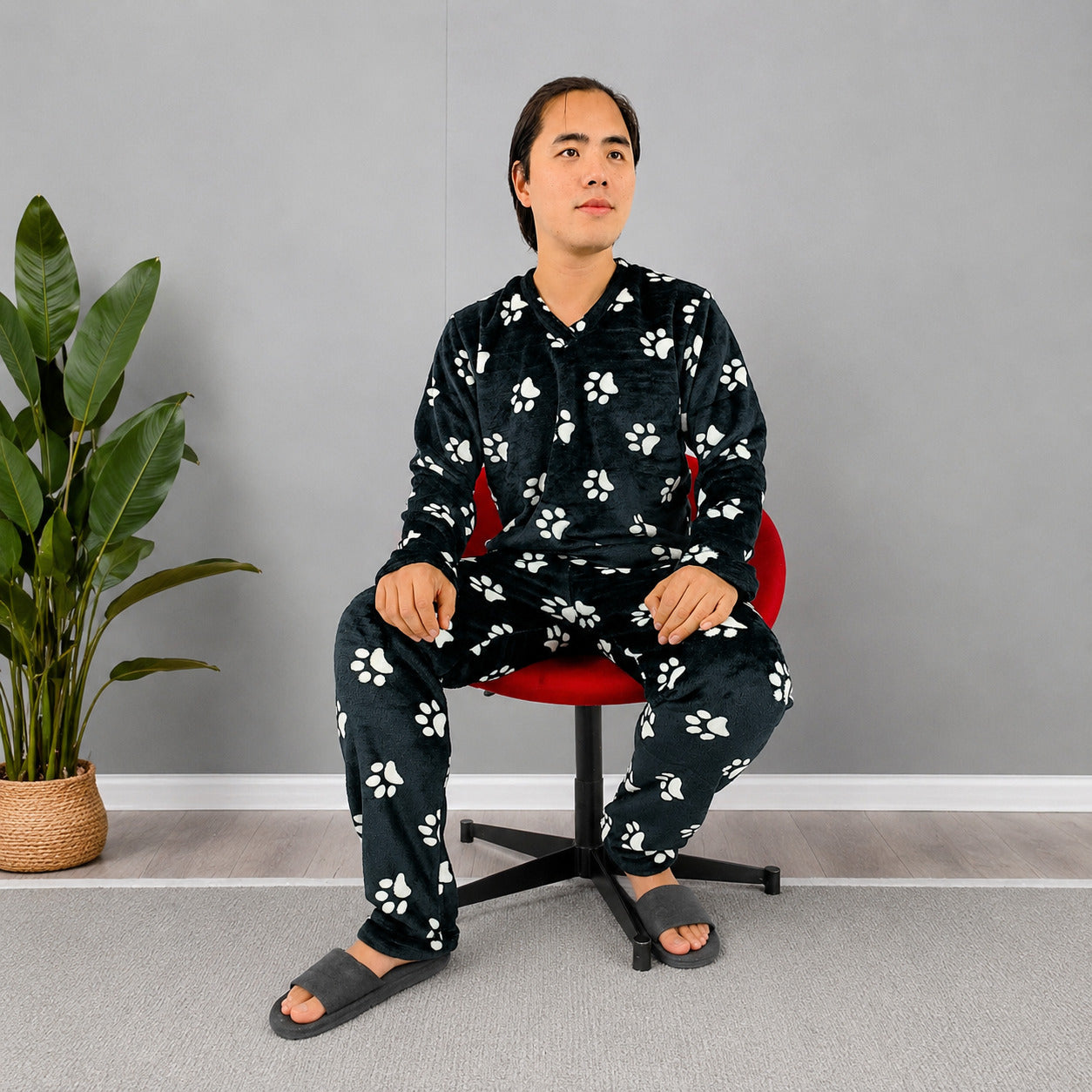 Pijama Térmica Dos Piezas estampada Negro Huellas Blancas Sencilla Para Hombre