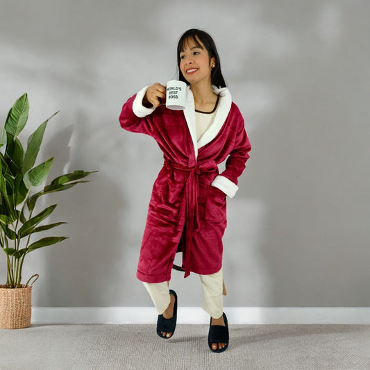 Bata para dama levantadora vinotinto cuello blanco térmica unicolor